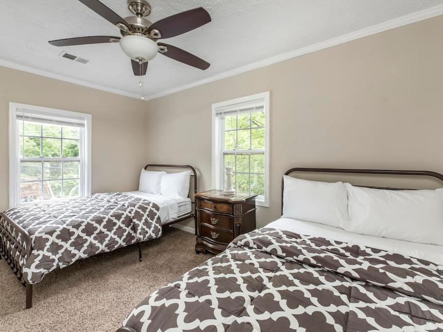 Gorgeous East Village Home Near Downtown Sleeps 12 5 Bedrooms Coffee Bbq Ac Parking Атланта Экстерьер фото